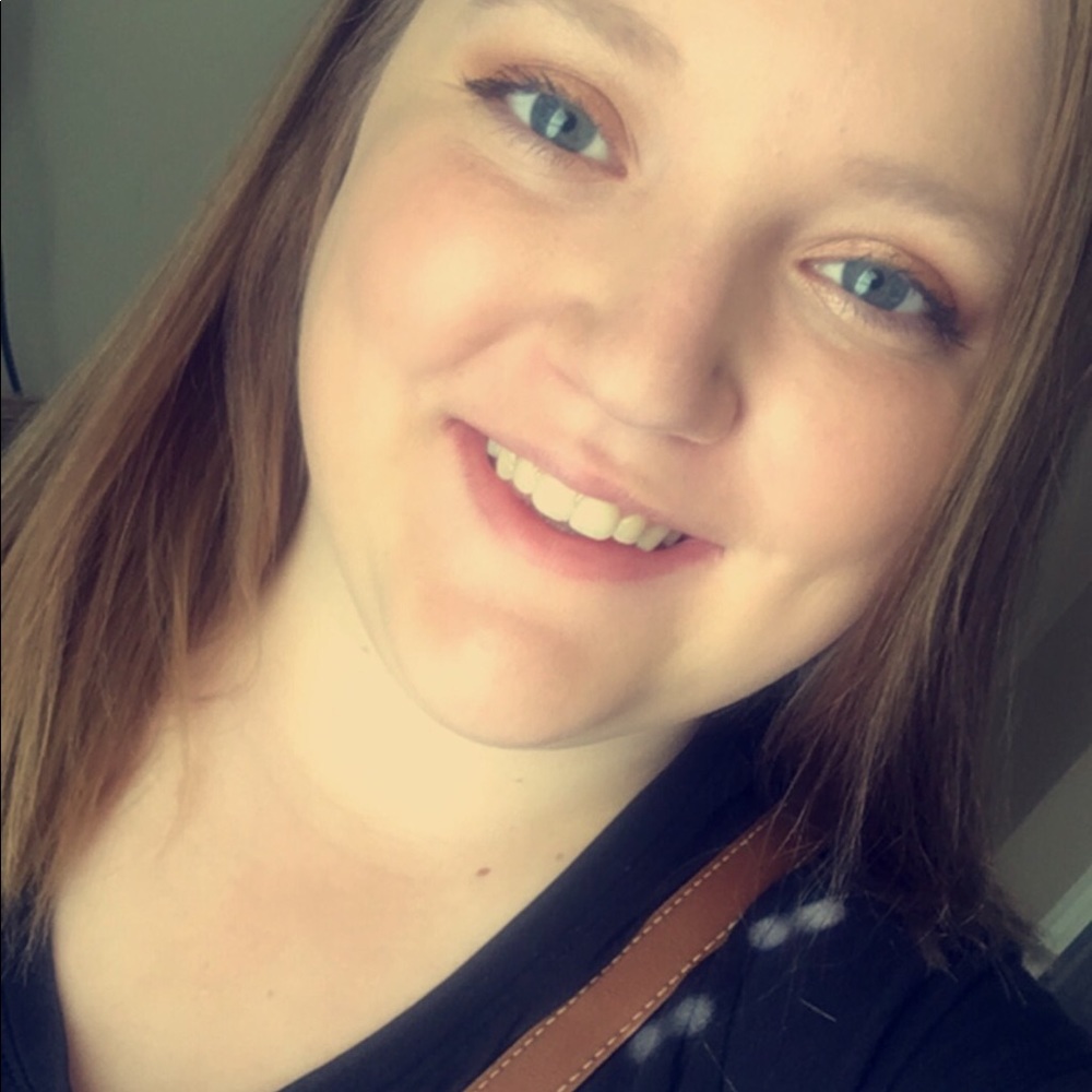 Meet your Posher, Hailey